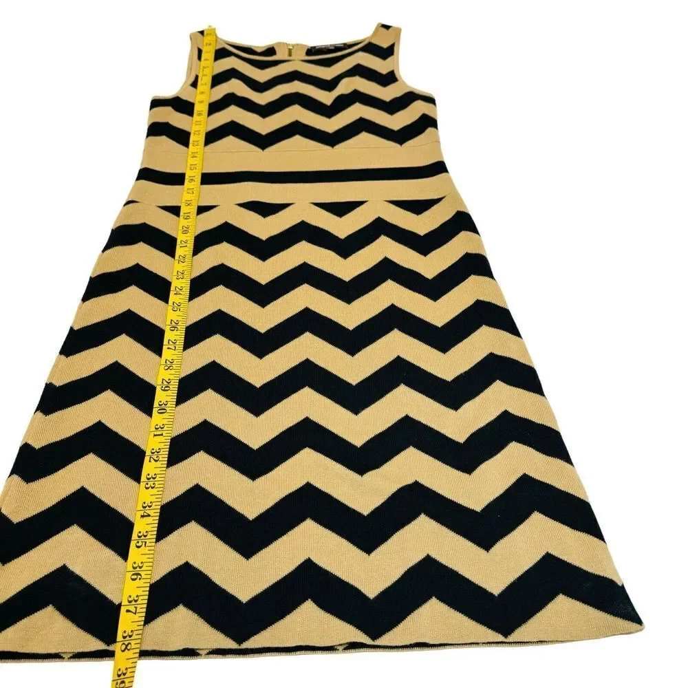 Adrienne Vittadini Knit Chevron Dress Women’s Size S Sleeveless Black and Tan - Picture 13 of 13